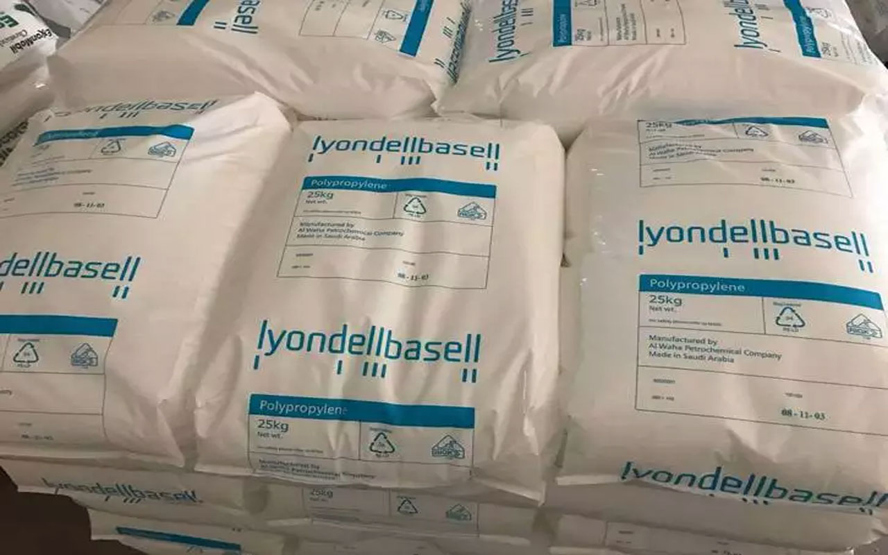 Nhập khẩu hạt nhựa nguyên sinh hãng Lyondell Basell